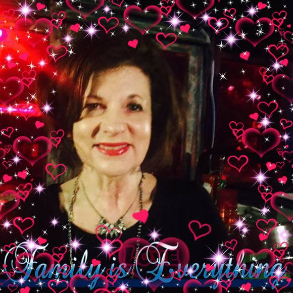 Meet your Posher, Janet - Picture 1 of 1